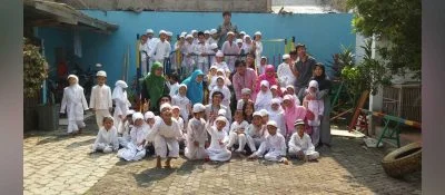 Mahasiswa-Tugas-Praktek-di-PAUD-Assova-Muslimat-NU